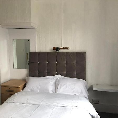 Saji Hotel Illford Илфорд Экстерьер фото