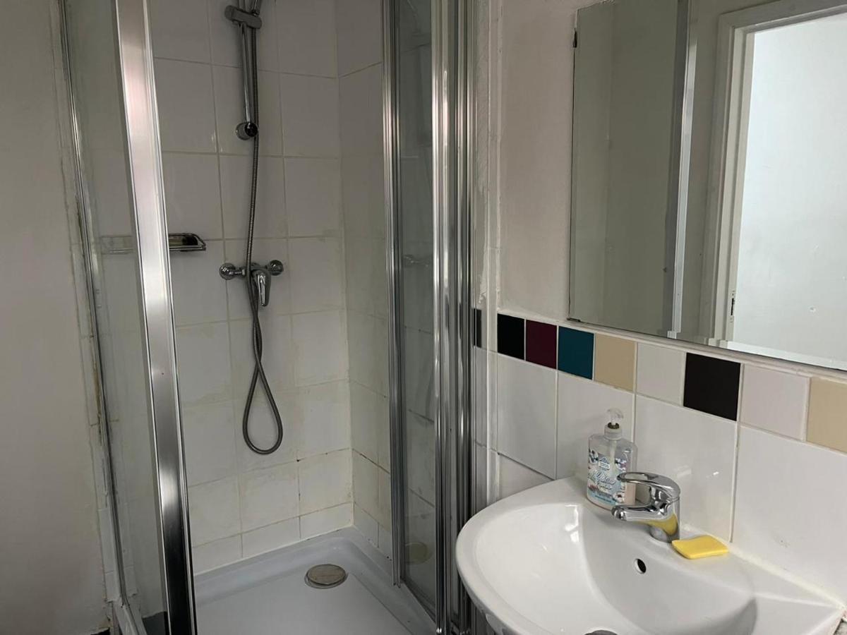 Saji Hotel Illford Илфорд Экстерьер фото